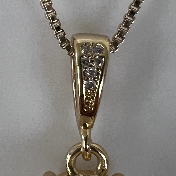 Copacabana Gold and Diamond Cross Necklace - Picture 3 of 8